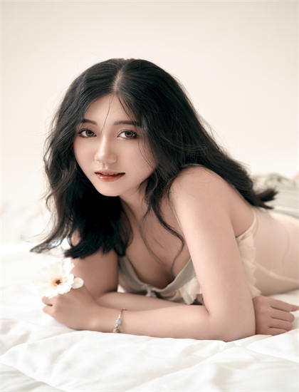 成人国产AV电影在线观看_女人公敌有几集